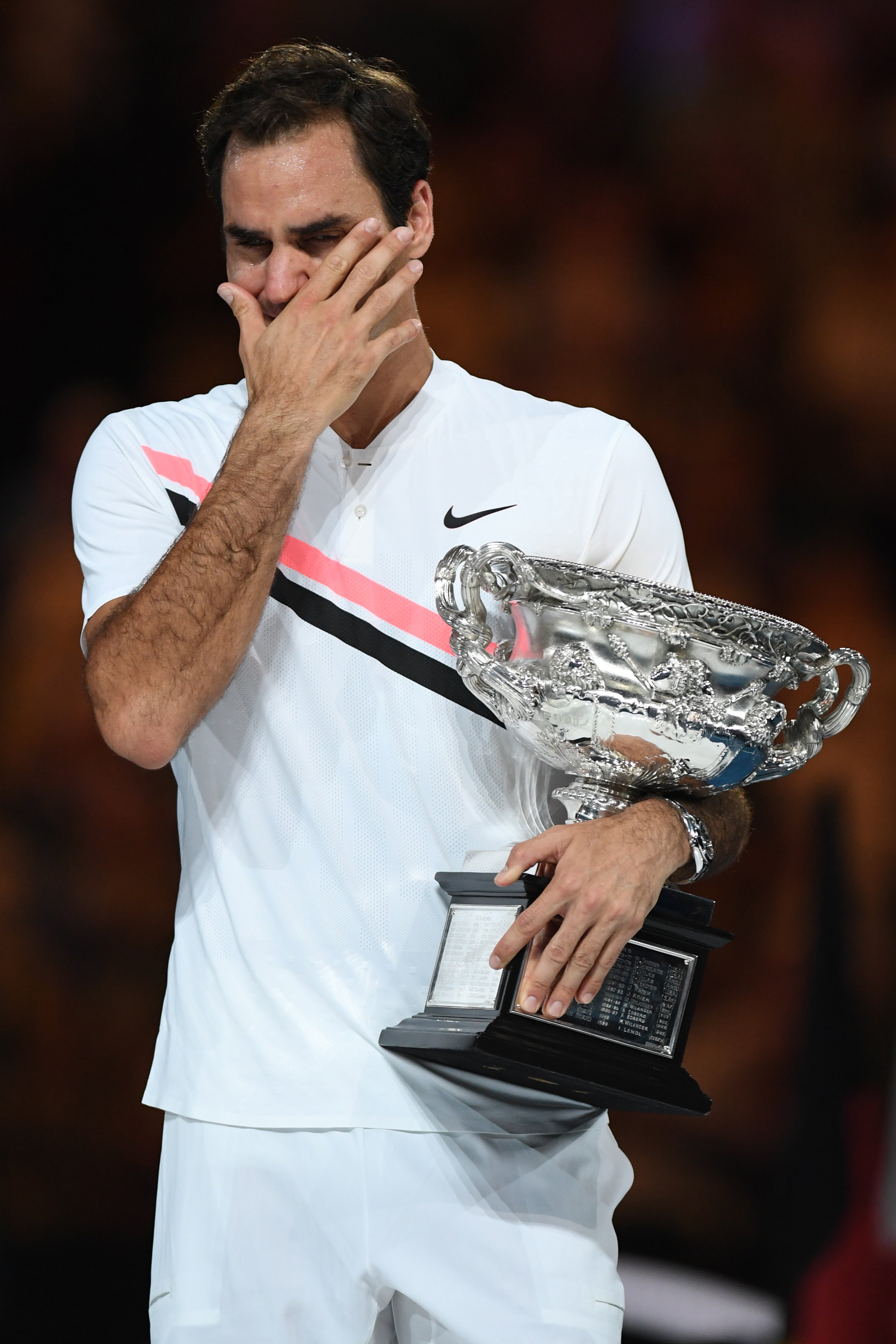 欧洲网球队力克澳大利亚网球队,费德勒统治全场 欧洲网球队力克澳大利亚网球队,费德勒统治全场