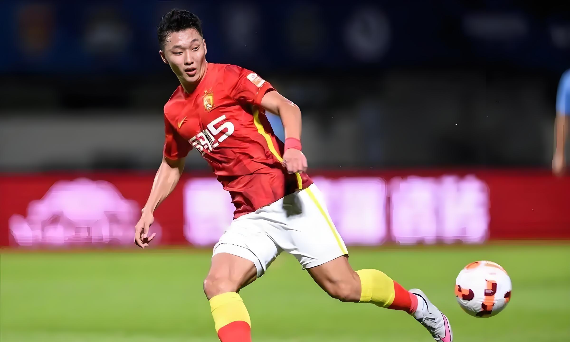 开云体育登录-新晋国脚表现抢眼，球队实现逆转