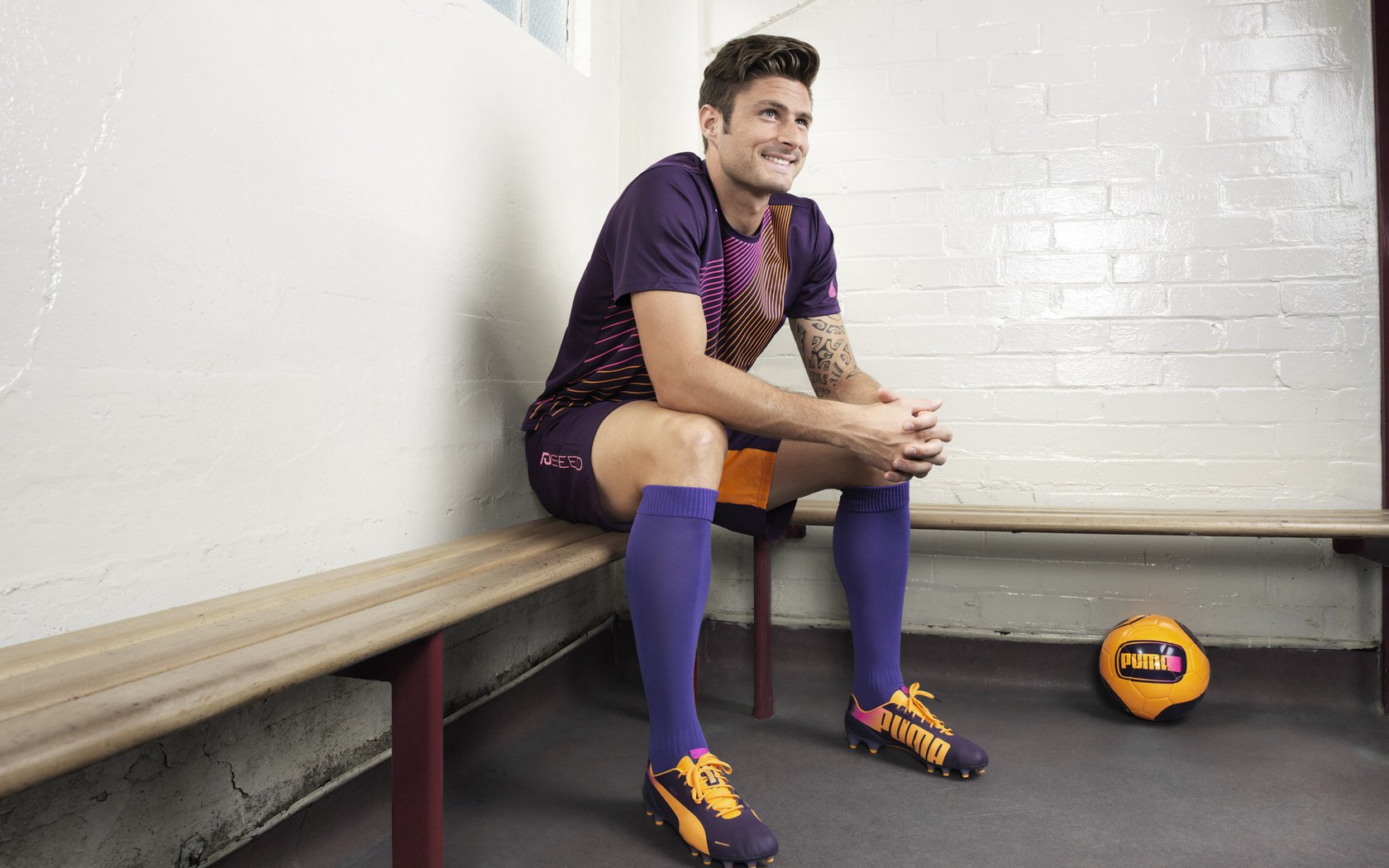 世界排名争夺战焦点战，哥斯达黎加血拼威尔士，一场定义足球精神的较量