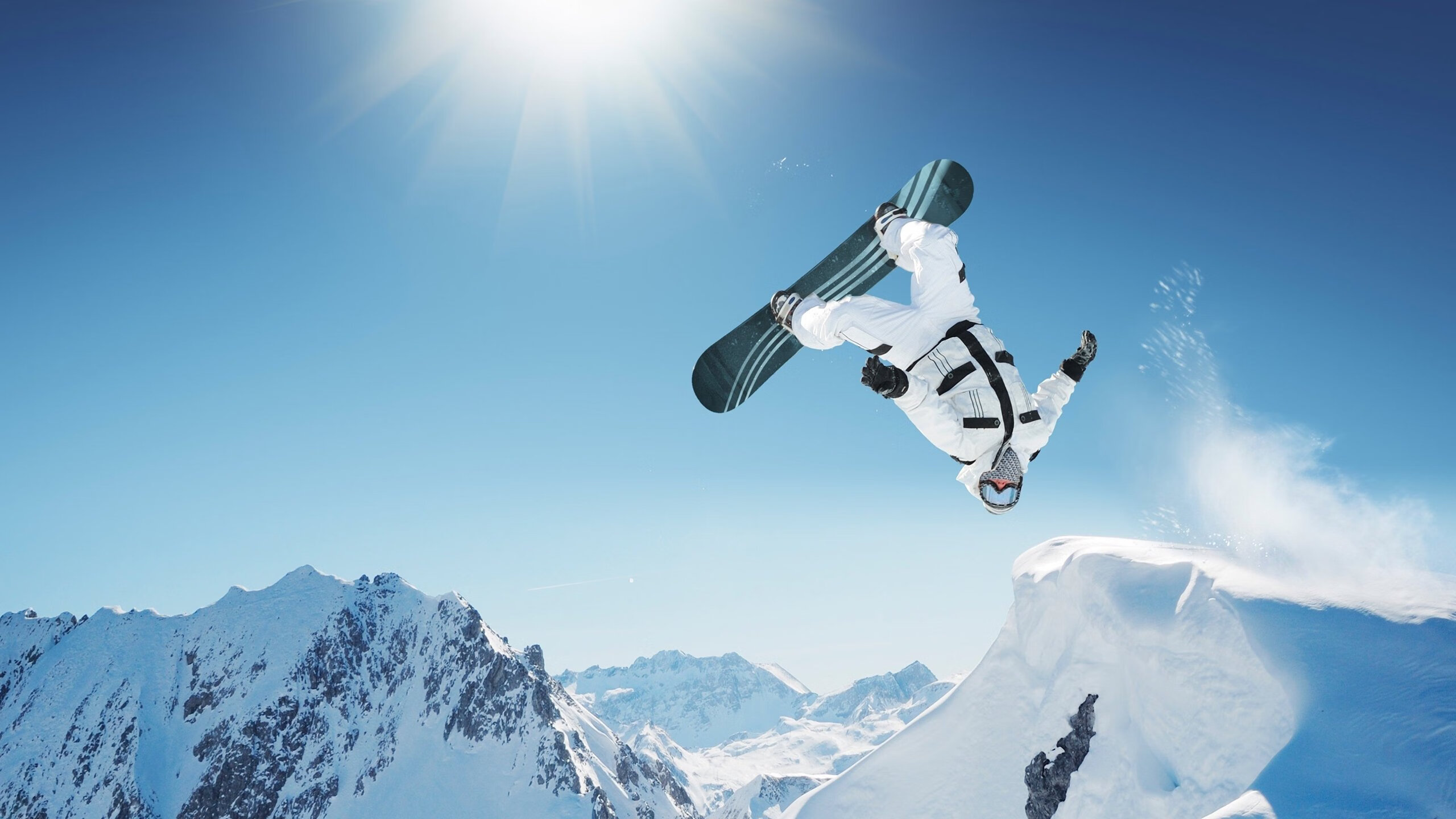 跨界争锋，从德甲焦点战到深圳力克篮网，竞技体育的唯一性启示