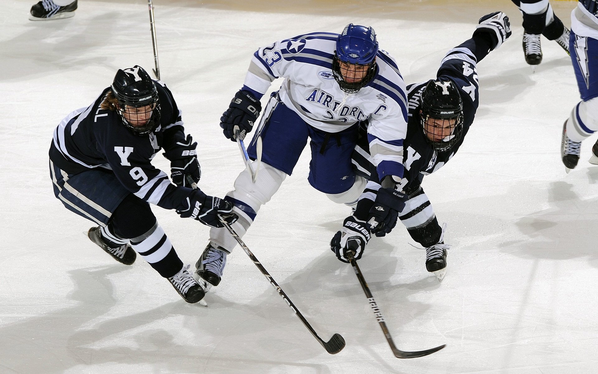 德甲争冠战之夜，凯塞多展现巨星价值