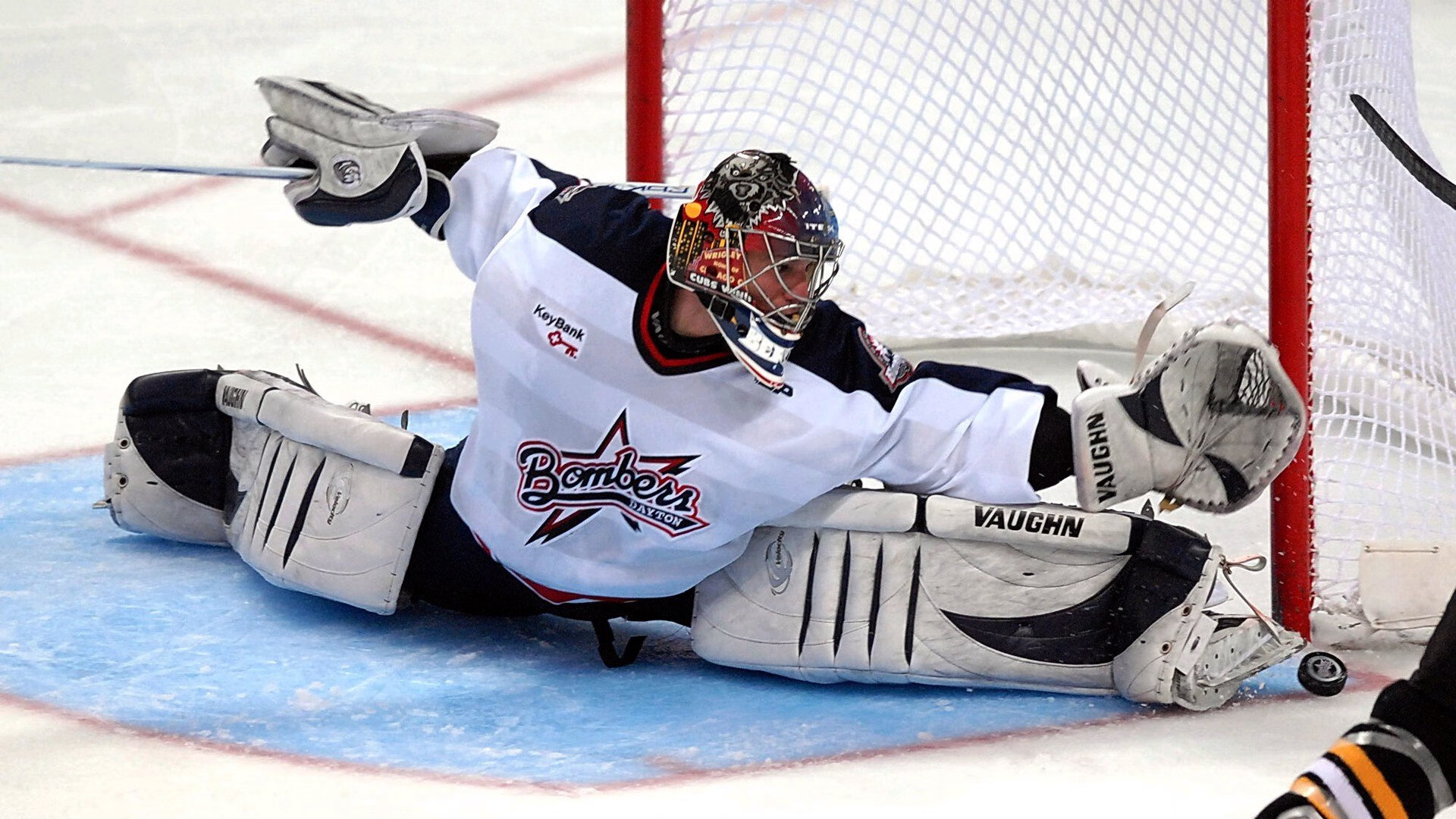 猛龙封锁老鹰，文班亚马如何成为改变战局的关键先生